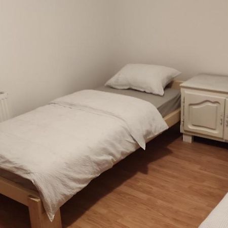 Apartman Mwa 斯拉沃尼亚布罗德 外观 照片