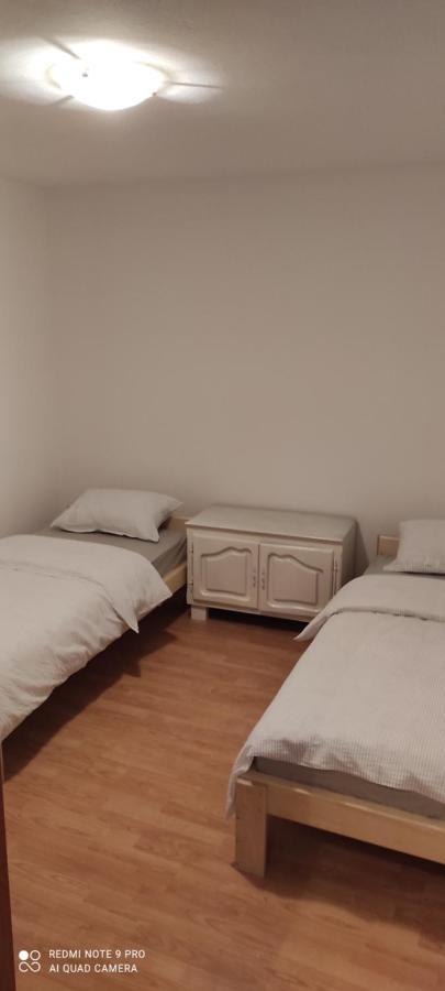 Apartman Mwa 斯拉沃尼亚布罗德 外观 照片